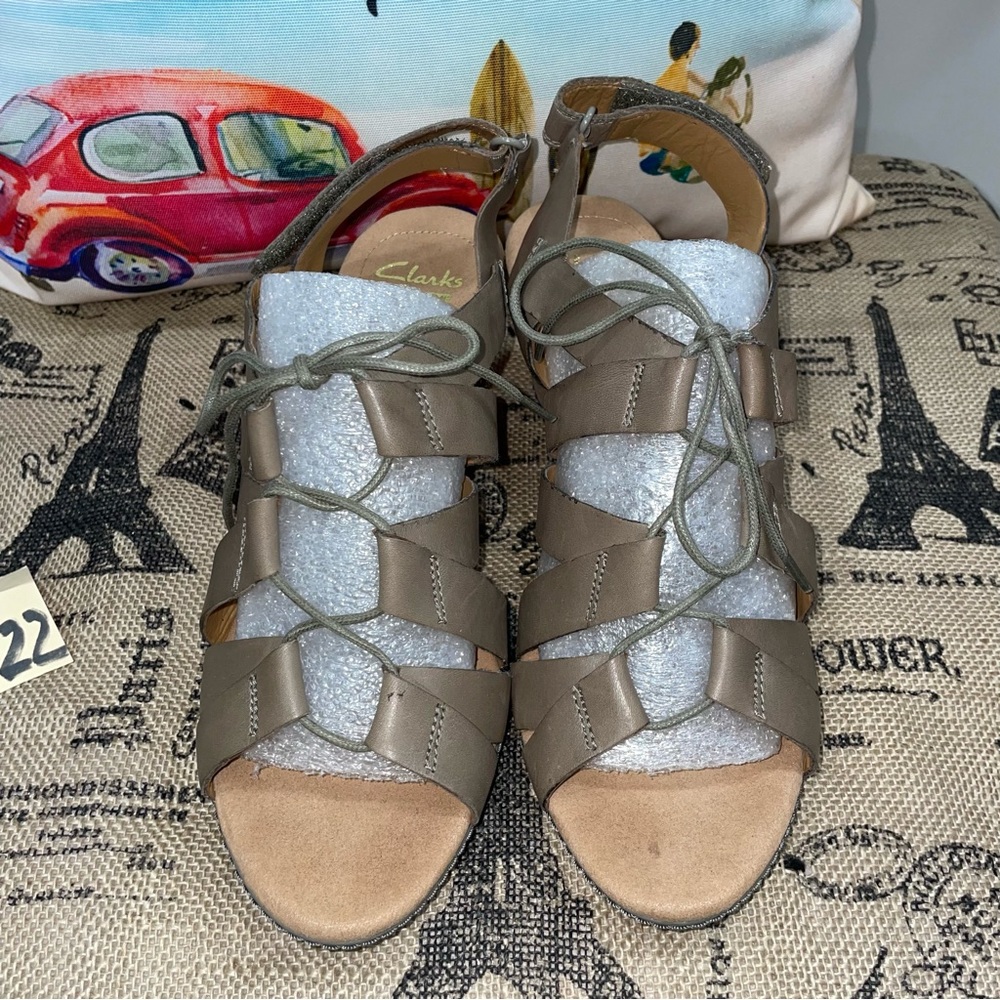 Clarks Collection Helio Mindin Sage Leather Wedge Sandals Size 9 - Picture 6 of 14